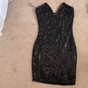 TWO COLLEGE FORMAL DRESSES 😍